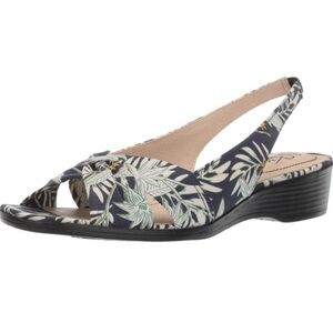 LifeStride Women's Sandals Women’s flats boho casual size 8.5M